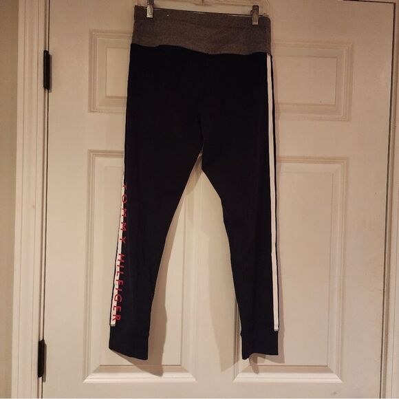 Tommy Hilfiger Sport black cropped leggings - Picture 4 of 4